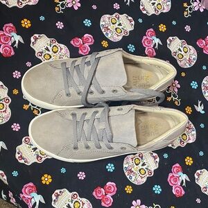 Naturalizer Morrison Leather Sneakers Gray — Women’s 9.5M Comfort Lace-Up